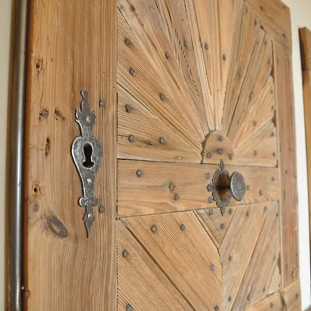 Nocleg ze śniadaniem Maison Orsini 3*