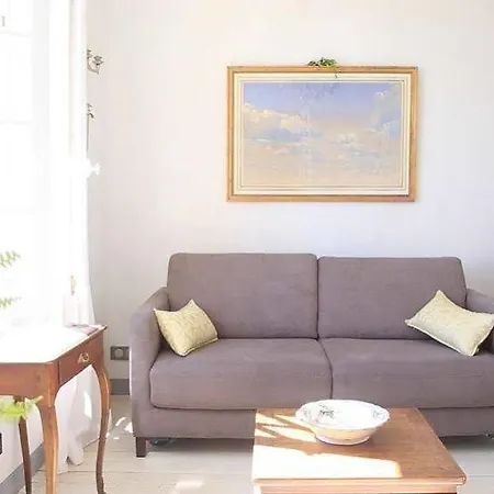 Maison Orsini Nocleg ze śniadaniem 3*